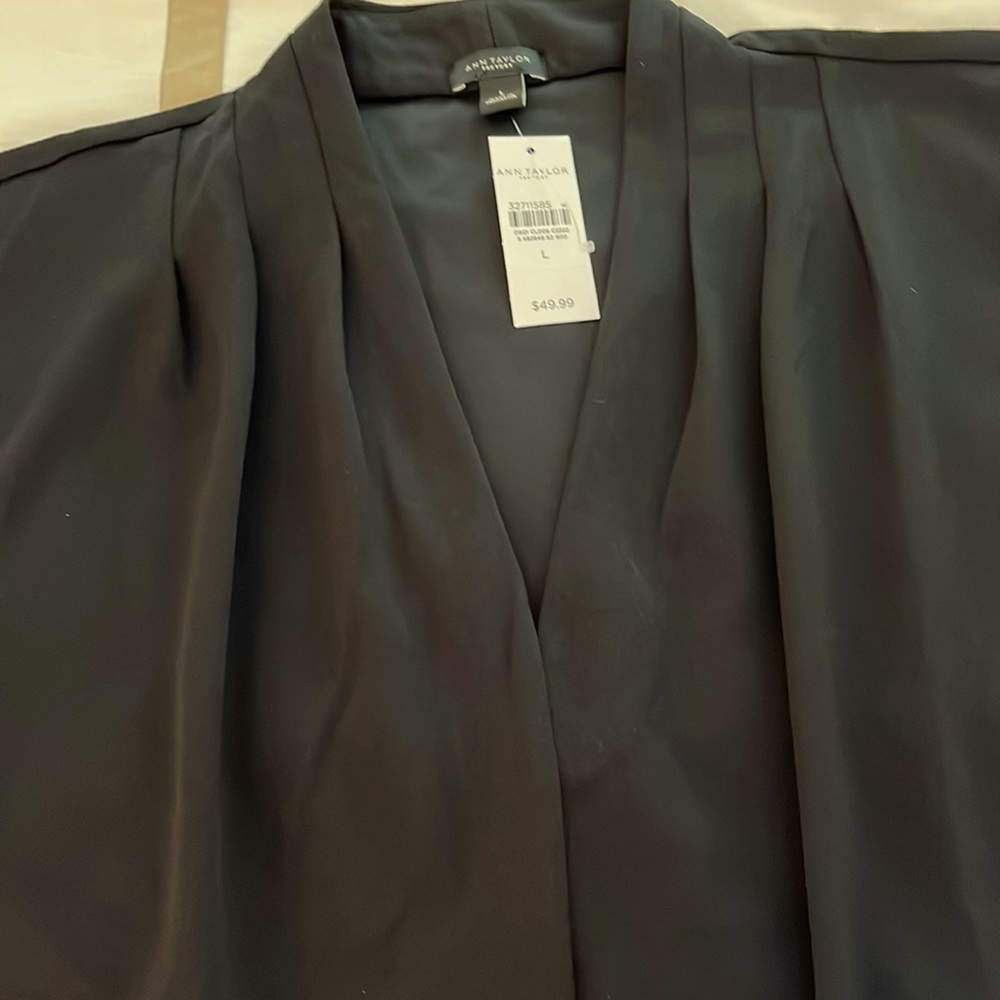 Ann Taylor Factory V-neck Blouse - Picture 7 of 8